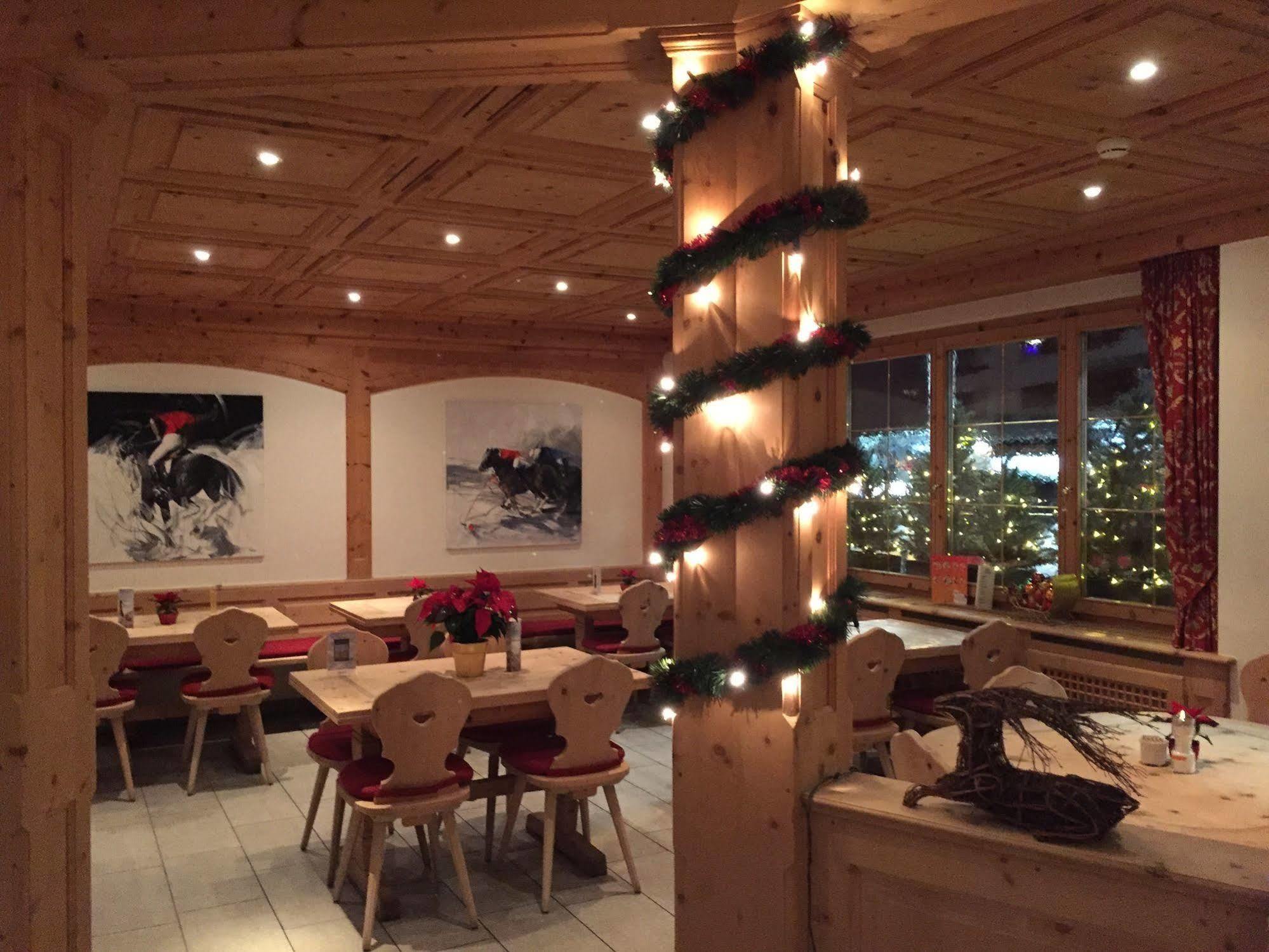 Hotel Corvatsch - Web Check-In St. Moritz Kültér fotó